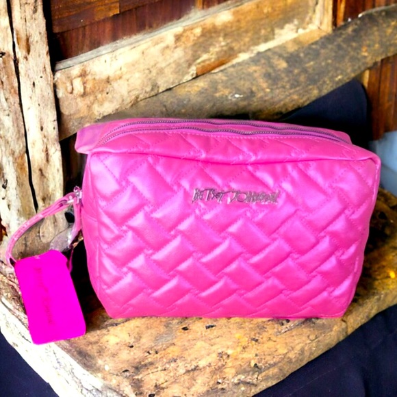 Betsey Johnson Handbags - Betsy Johnson Large Bag NWT